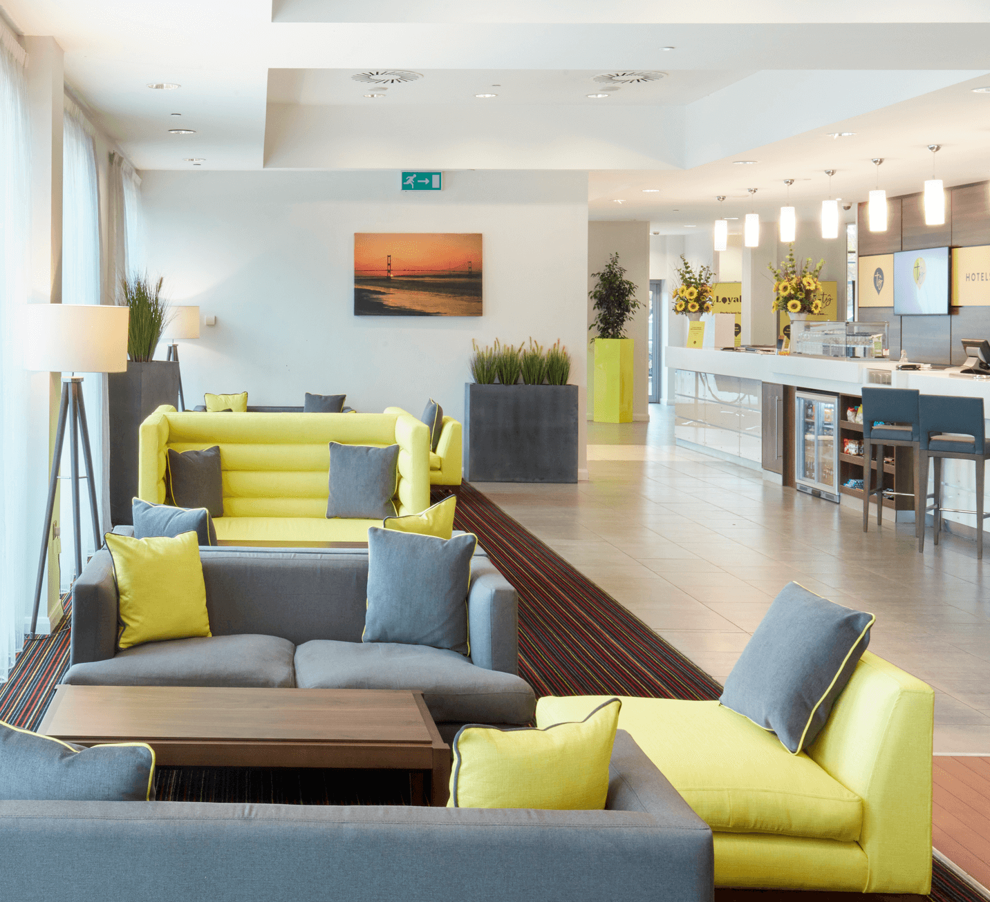 Tŷ Magor Hotel Lobby