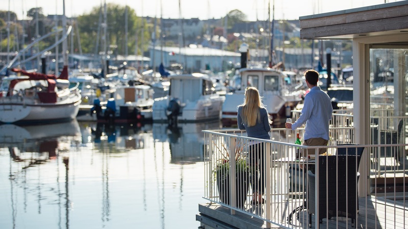 Floatel rooms at Tŷ Milford Waterfront