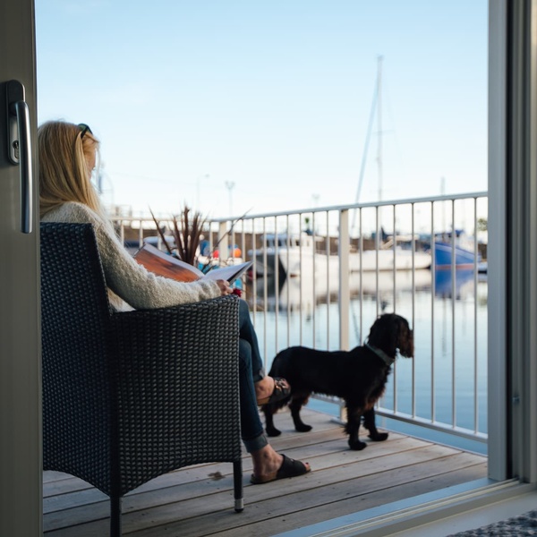 Floatel rooms at Tŷ Milford Waterfront