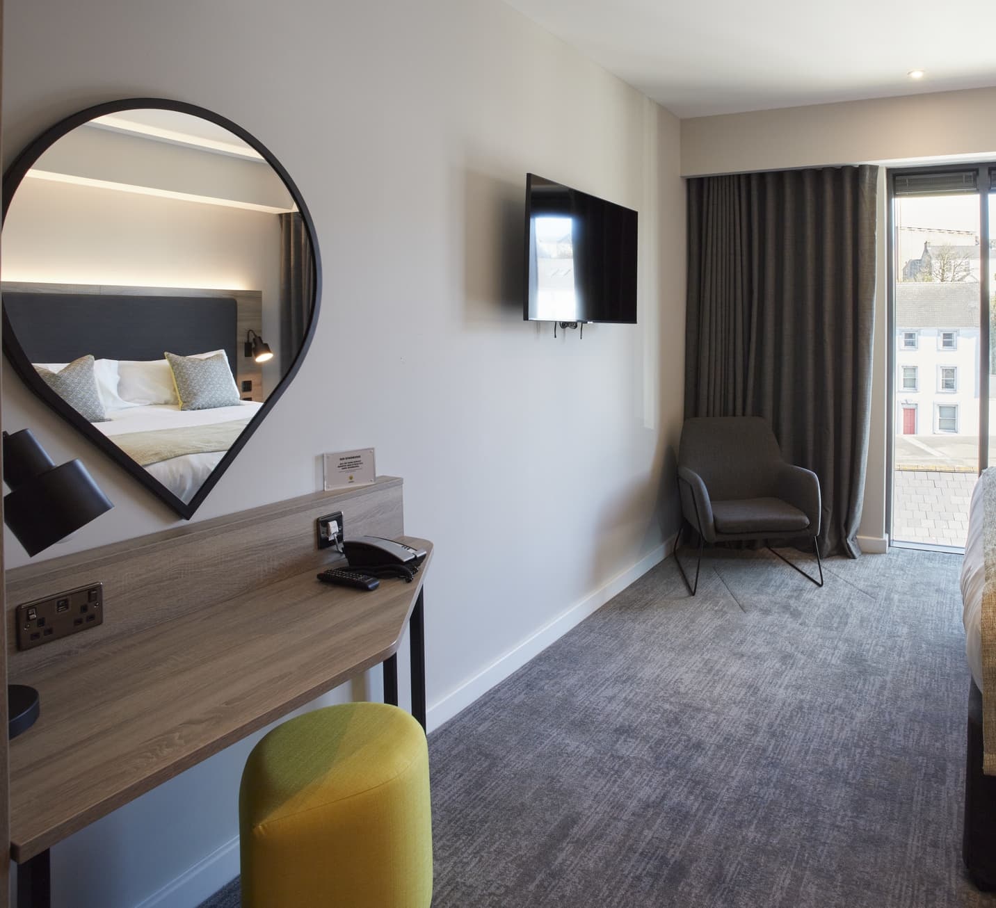 Tŷ Milford Waterfront Room