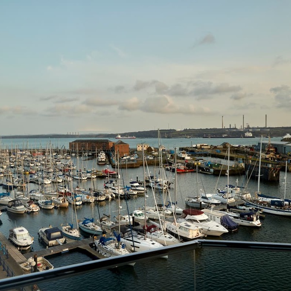 Tŷ Milford Waterfront Marina