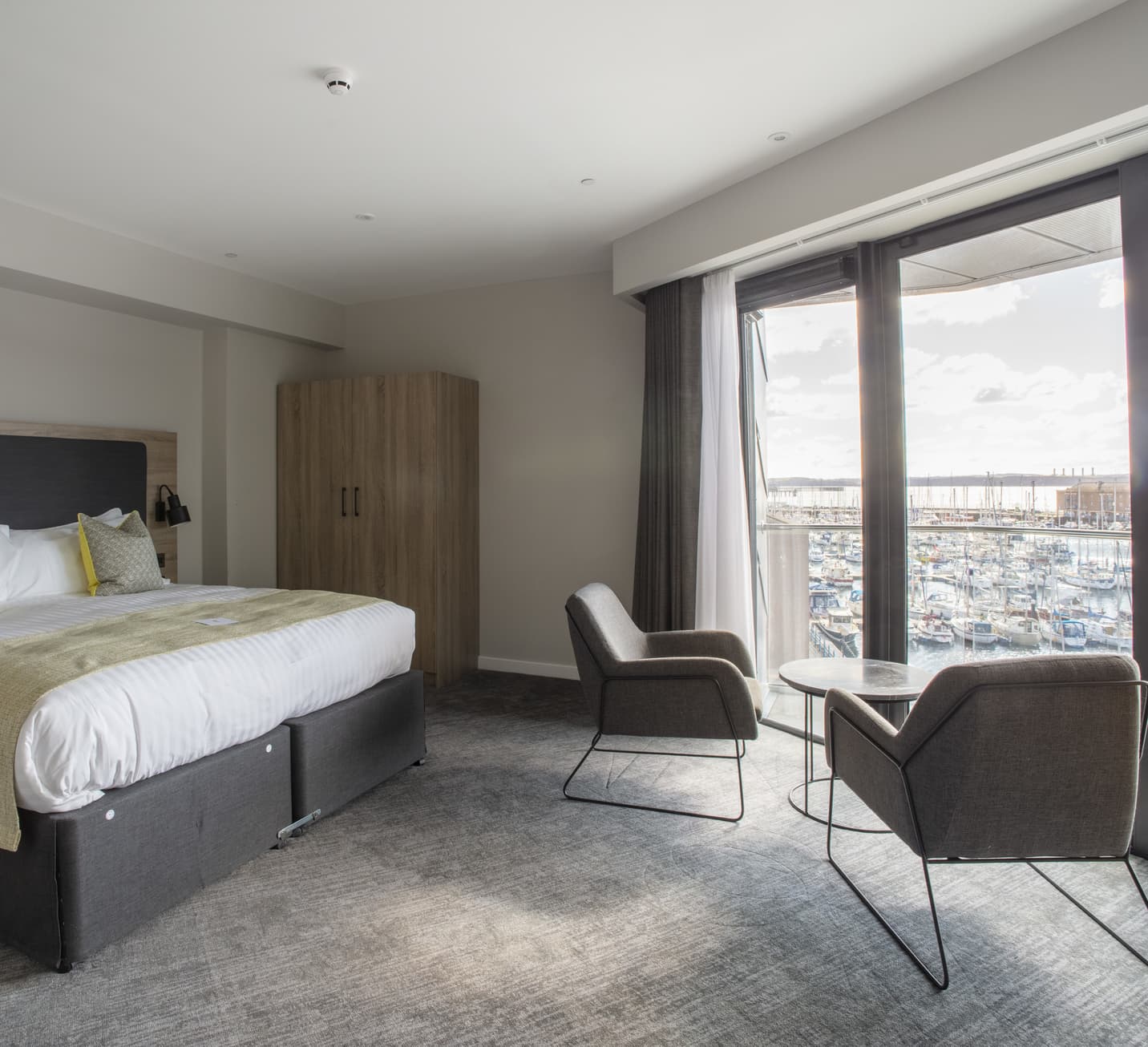 Tŷ Milford Waterfront Room