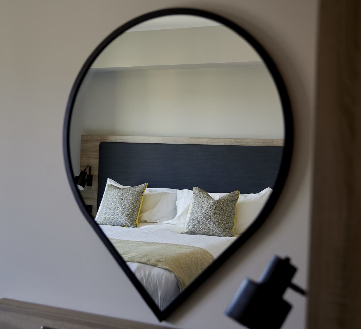 Tŷ Hotel Bedroom
