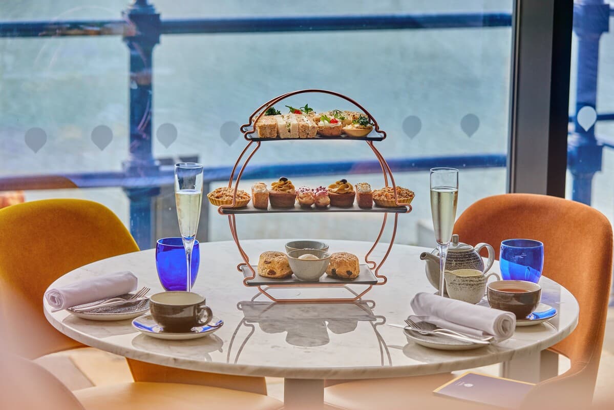 Dulse afternoon tea