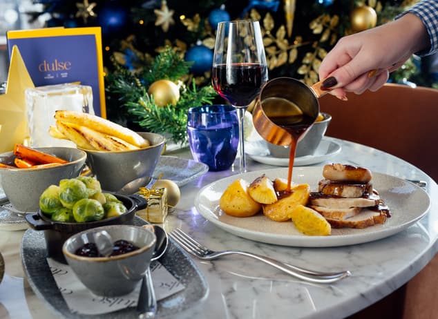 Dulse Restaurant Dining at Tŷ Milford Waterfront