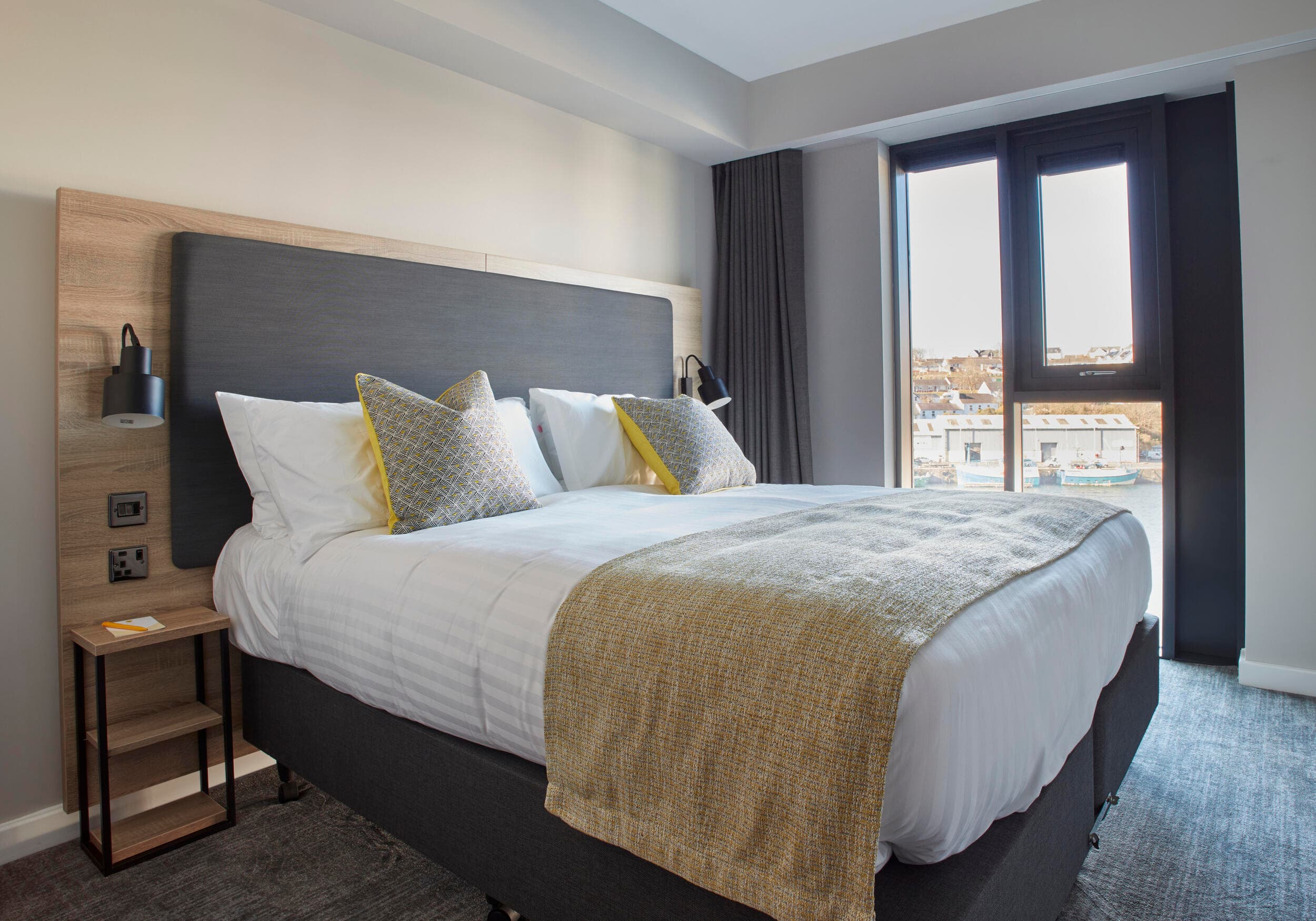 Ty Milford Waterfront King Room with Marina View