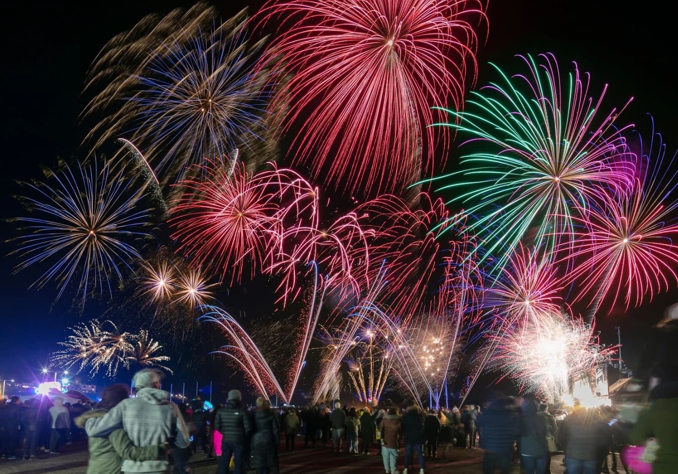 Milford Haven Round Table Fireworks